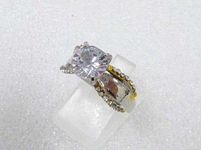 Japanese Kimono / Antique Accessories Metal